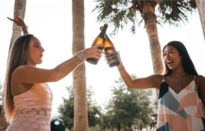 Women cheersing